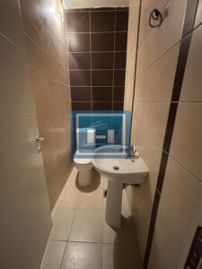 Prelep trosoban stan kompletno namešten