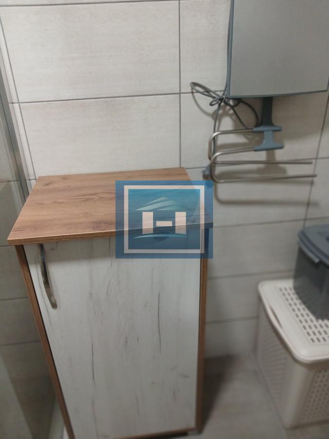 IZDAJE SE KOMPLETNO NAMEŠTEN STAN KOD AKVA PARKA U JAGODINI