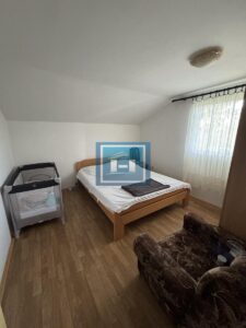 GRADSKI BAZEN SA STAMBENIM OBJEKTOM