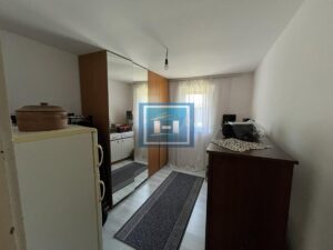 Dve kuće u jednom dvorištu-spoj udobnosti, mira i odlične lokacije