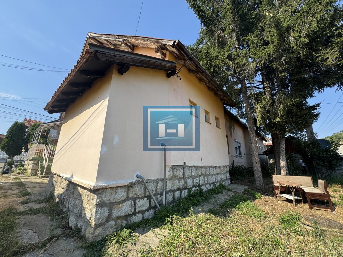 Dvosoban stan u Resavici 49 m²