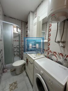 IZDAJE SE NAMEŠTEN STAN U CENTRU GRADA