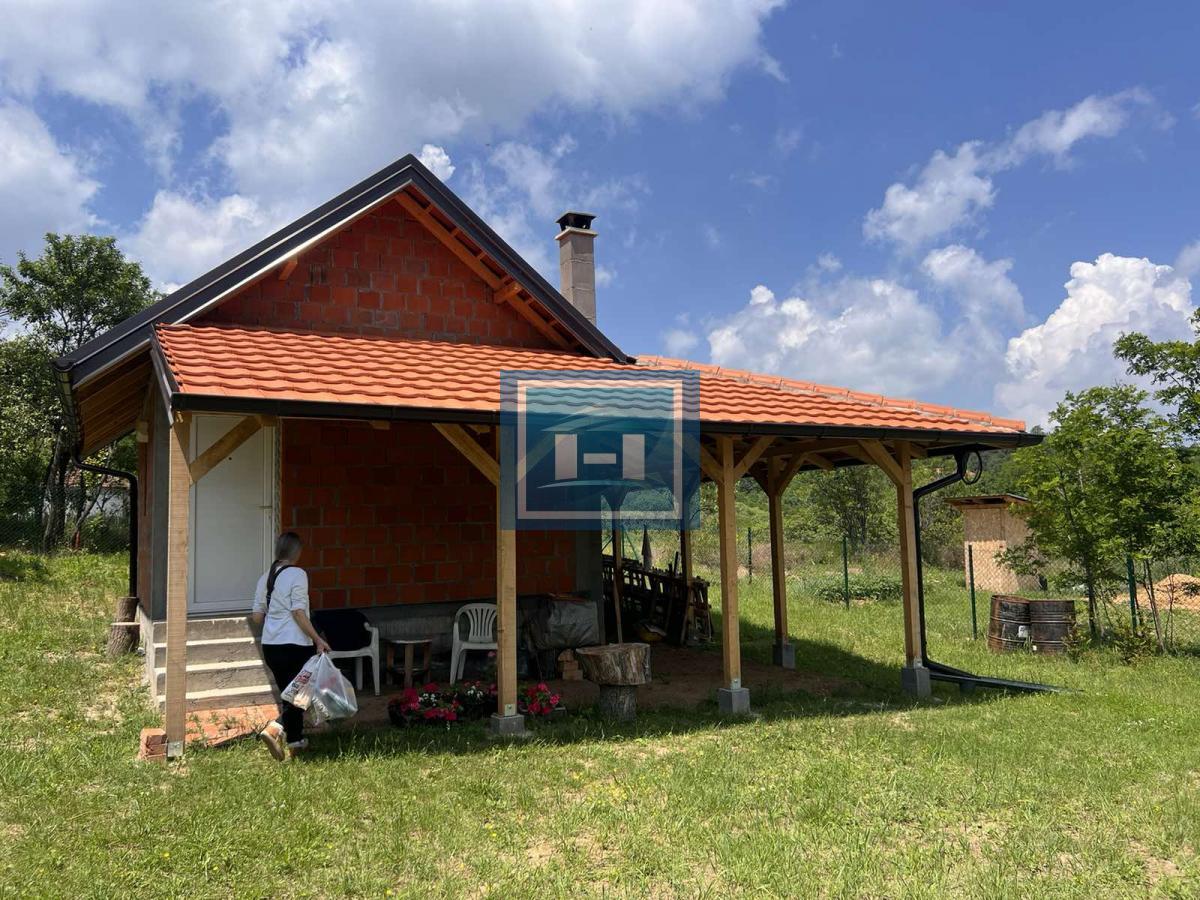 Vikendica u Kalenovcu kod Jagodine, 17 km od Jagodine