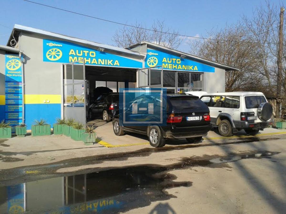 Prodaje se višenamenski poslovni prostor – 105 m2, u centru grada
