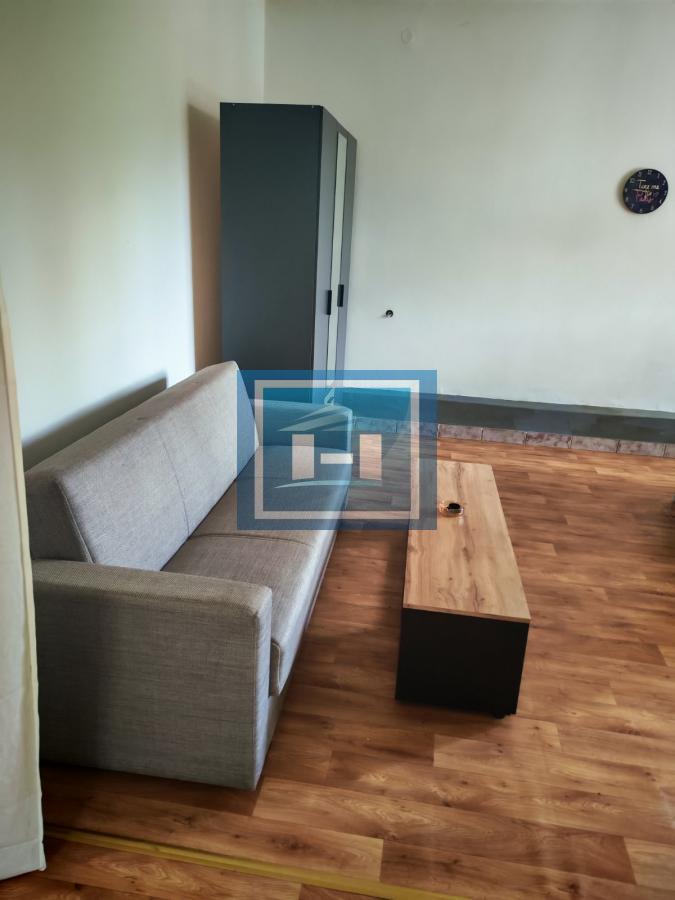 Dvosoban stan u Resavici 49 m²