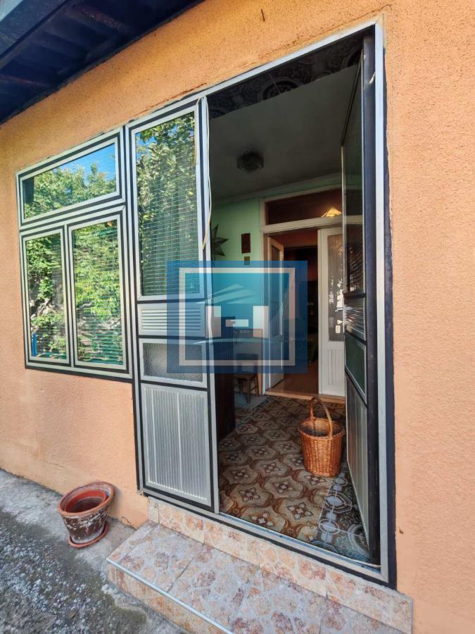 Stambeno-poslovni objekat na odličnoj lokaciji u Paraćinu