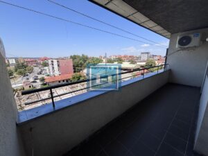 Garsonjera u centru Jagodine, 31 m², 5/6 sprat sa podrumom