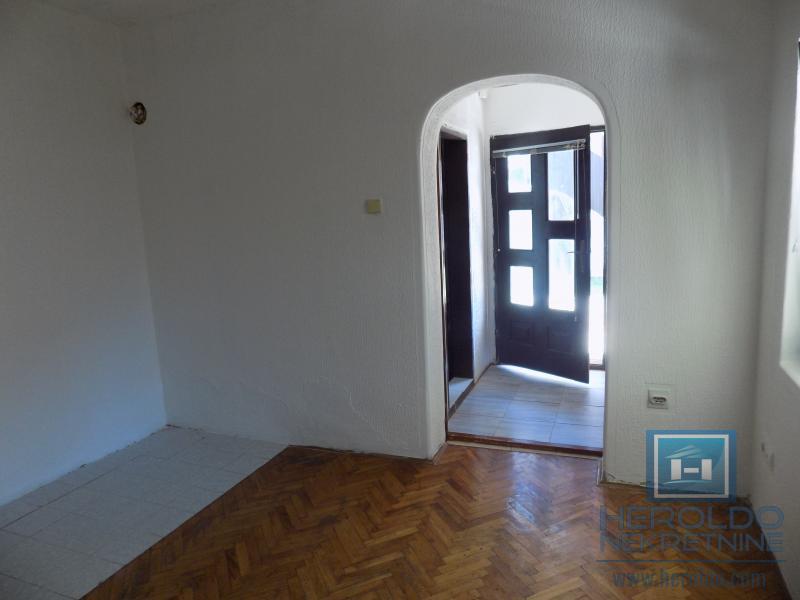 Na prodaju kuća u Ćupriji