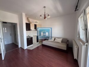 Garsonjera u centru Jagodine, 31 m², 5/6 sprat sa podrumom