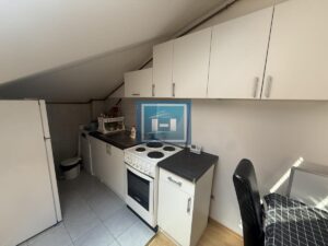 Na prodaju renoviran jednosoban stan u centru Jagodine