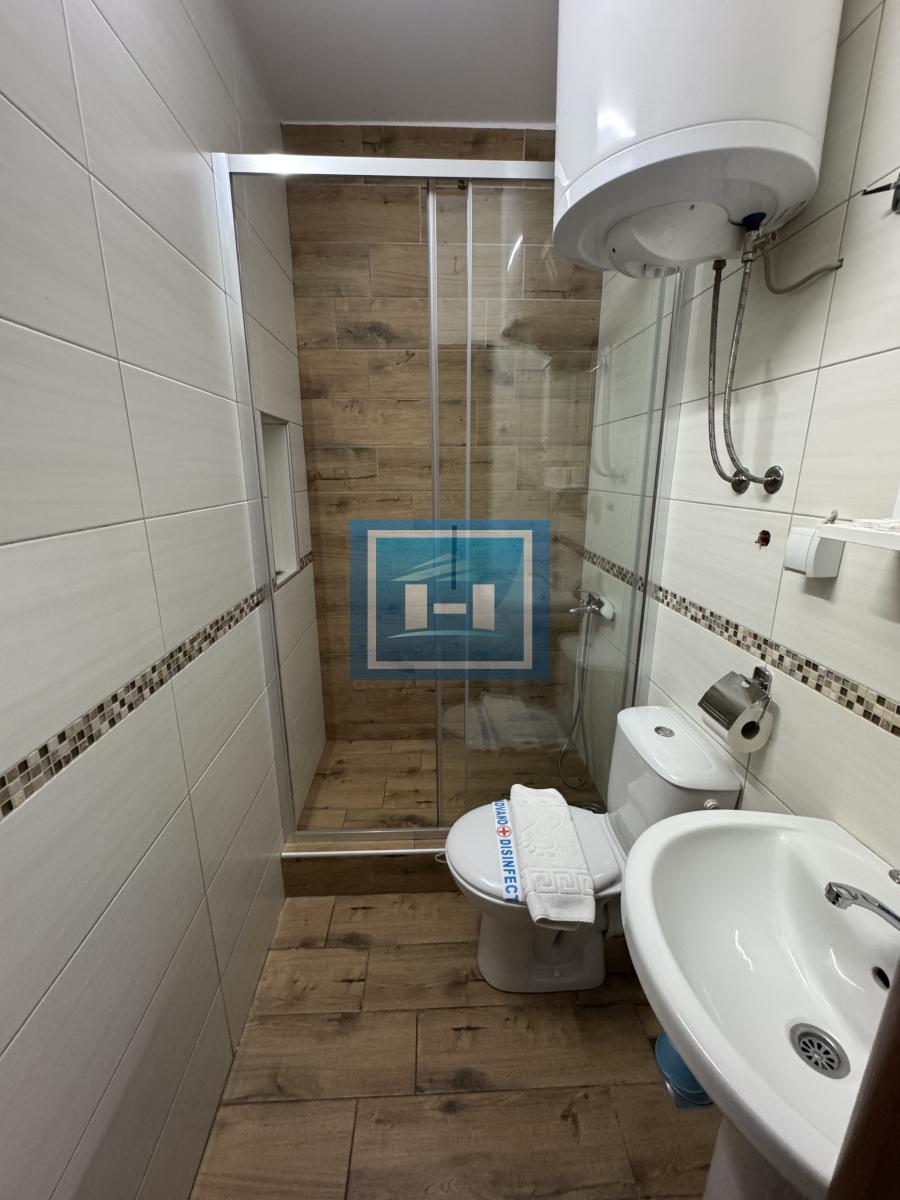Predivan kompleks od 1000m2 u podnožju Rtnja na prodaju