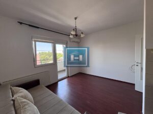 Garsonjera u centru Jagodine, 31 m², 5/6 sprat sa podrumom