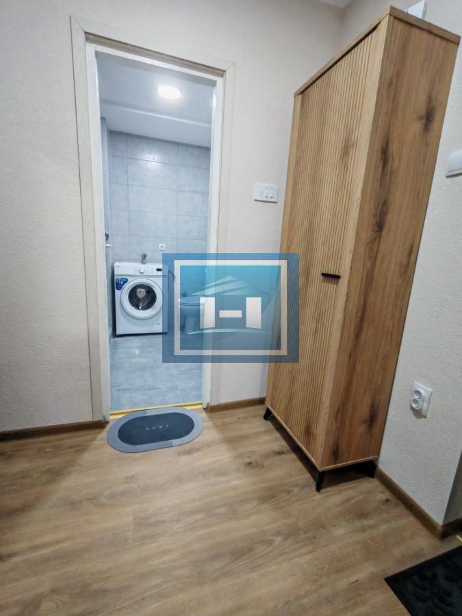 Potpuno renoviran stan na odličnoj lokaciji