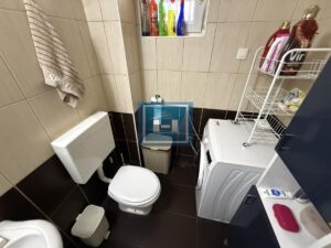STAN U STROGOM CENTRU GRADA – POTPUNO NAMEŠTEN, SPREMAN ZA USELJENJE!