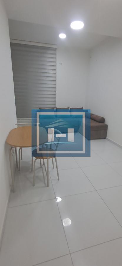 Garsonjera u Jagodini, Pijaca, prizemlje, 24 m²