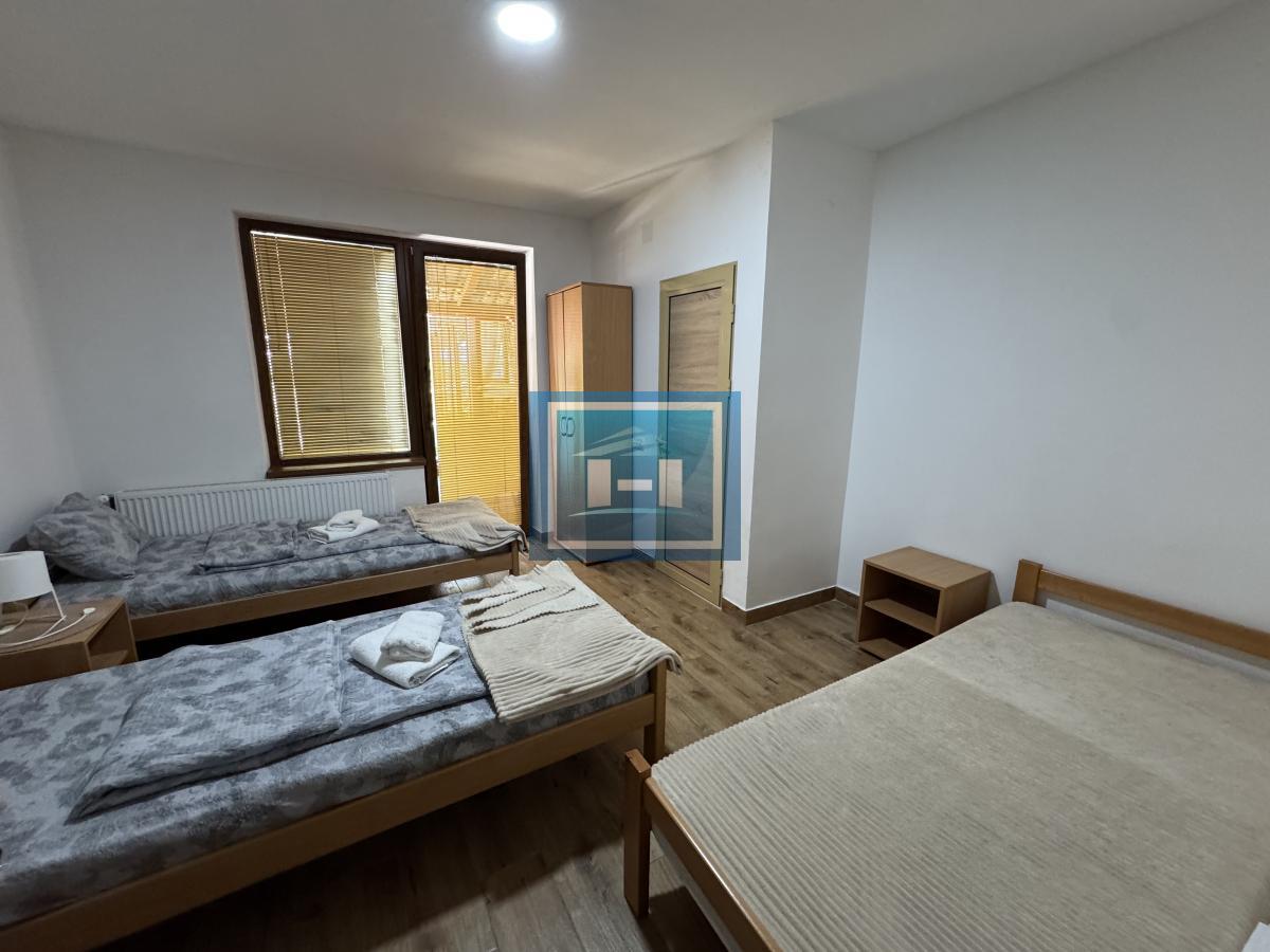 Predivan kompleks od 1000m2 u podnožju Rtnja na prodaju
