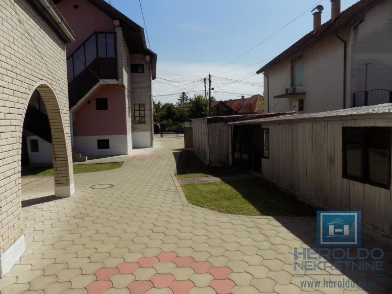 Na prodaju kuća u Ćupriji
