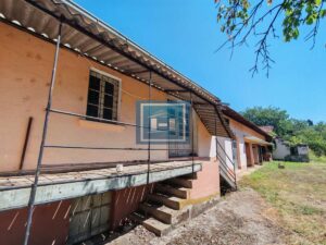 SUPER POVOLJNA VELIKA KUĆA U VARVARINU – IDEALNA ZA DVE PORODICE ILI KAO INVESTICIJA!