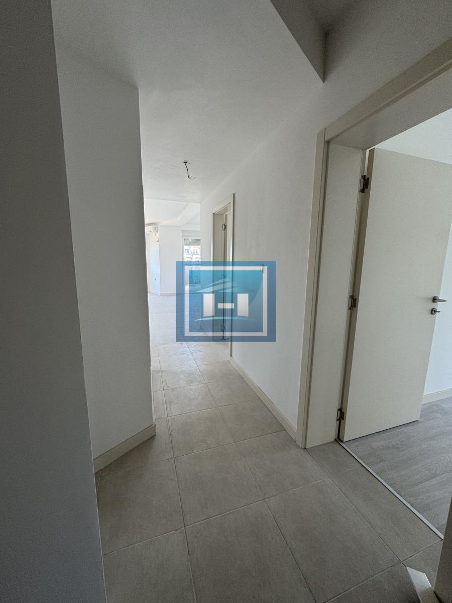 Kvalitetna novogradnja u centru Paraćina – Trosoban stan 78 m²