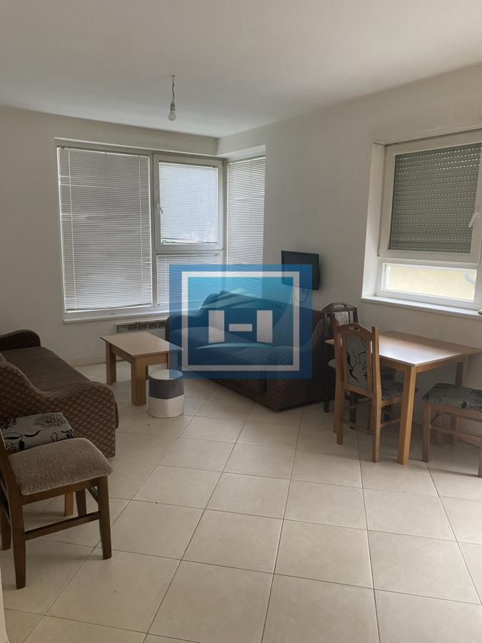 Dvosoban stan, 48 m², Centar, Ćuprija, prizemlje