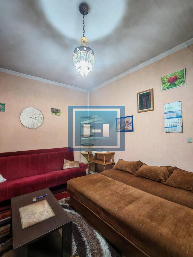 Stambeno-poslovni objekat na odličnoj lokaciji u Paraćinu