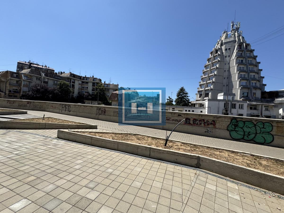 Lokal u novogradnji u centru Paraćina
