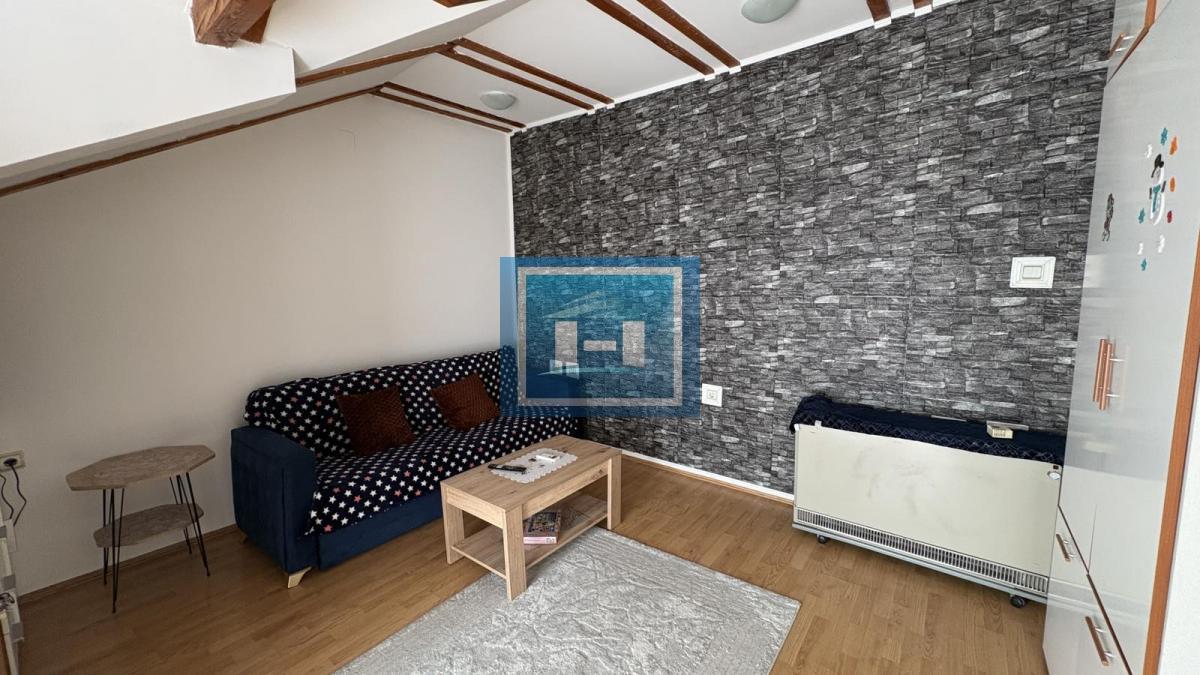 Na prodaju namešten stan-Jagodina-39m2-odmah useljiv
