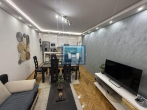 MODERAN DVOIPOSOBAN STAN OD 64 m² U ŠIREM CENTRU JAGODINE