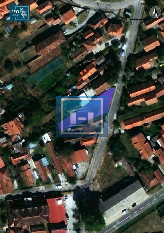 DVE KUĆE – JEDNA PARCELA, ODLIČNA PRILIKA!