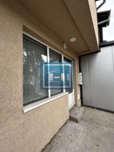 Poslovni prostor na dva nivoa – idealan za kancelariju, salon lepote ili druge poslovne namene