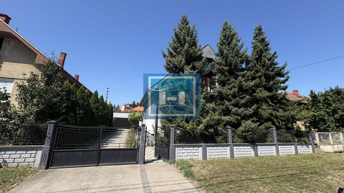 Ekskluzivna rezidencija u Jagodini – 194 m² luksuza,elegancije i privatnosti na 4.46ara