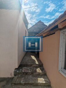 Kuća 72 m² na placu od 5 ari – renovirana, mirna lokacija