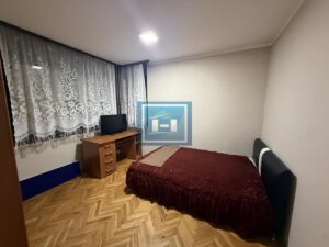 Stan za izdavanje u centru Jagodine kompletno namešten i sa parking mestom