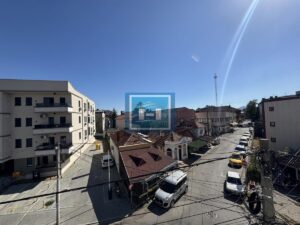 Prostran stan 70 m² sa tri spavaće sobe – Centar Ćuprije