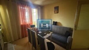Stan u Dragocvetu sa garažom i podrumom-48 m²,7km od Jagodine