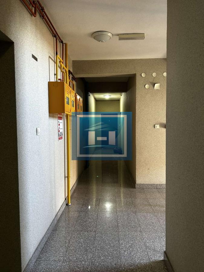 Luksuzan dvosoban stan u centru – idealan za život i poslovni prostor