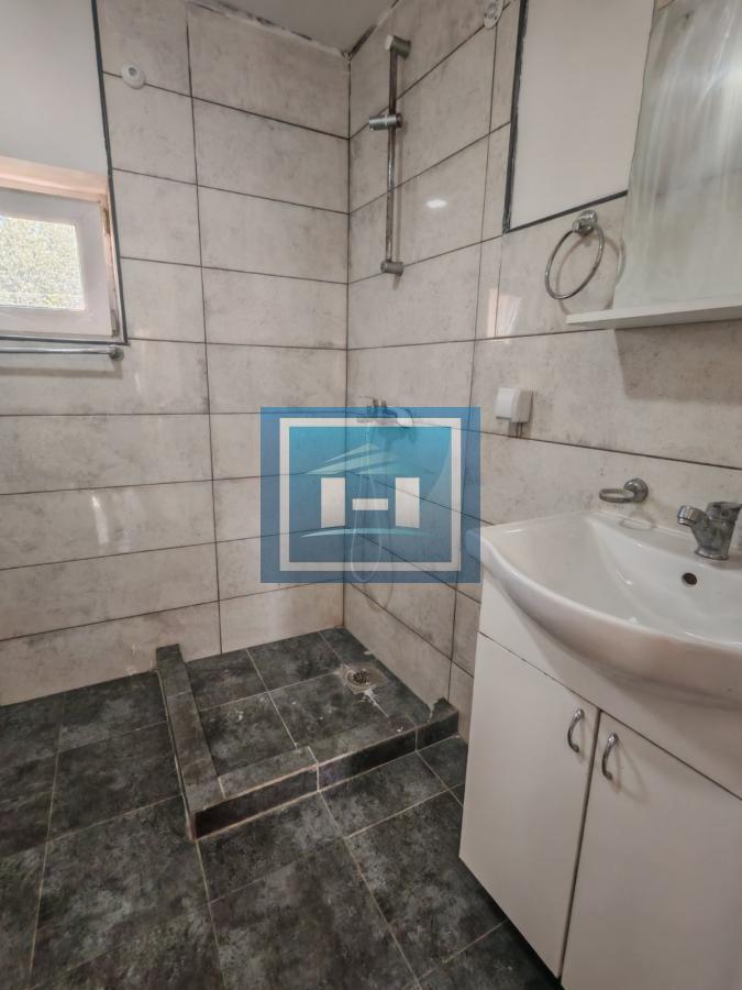 Kuća 72 m² na placu od 5 ari – renovirana, mirna lokacija