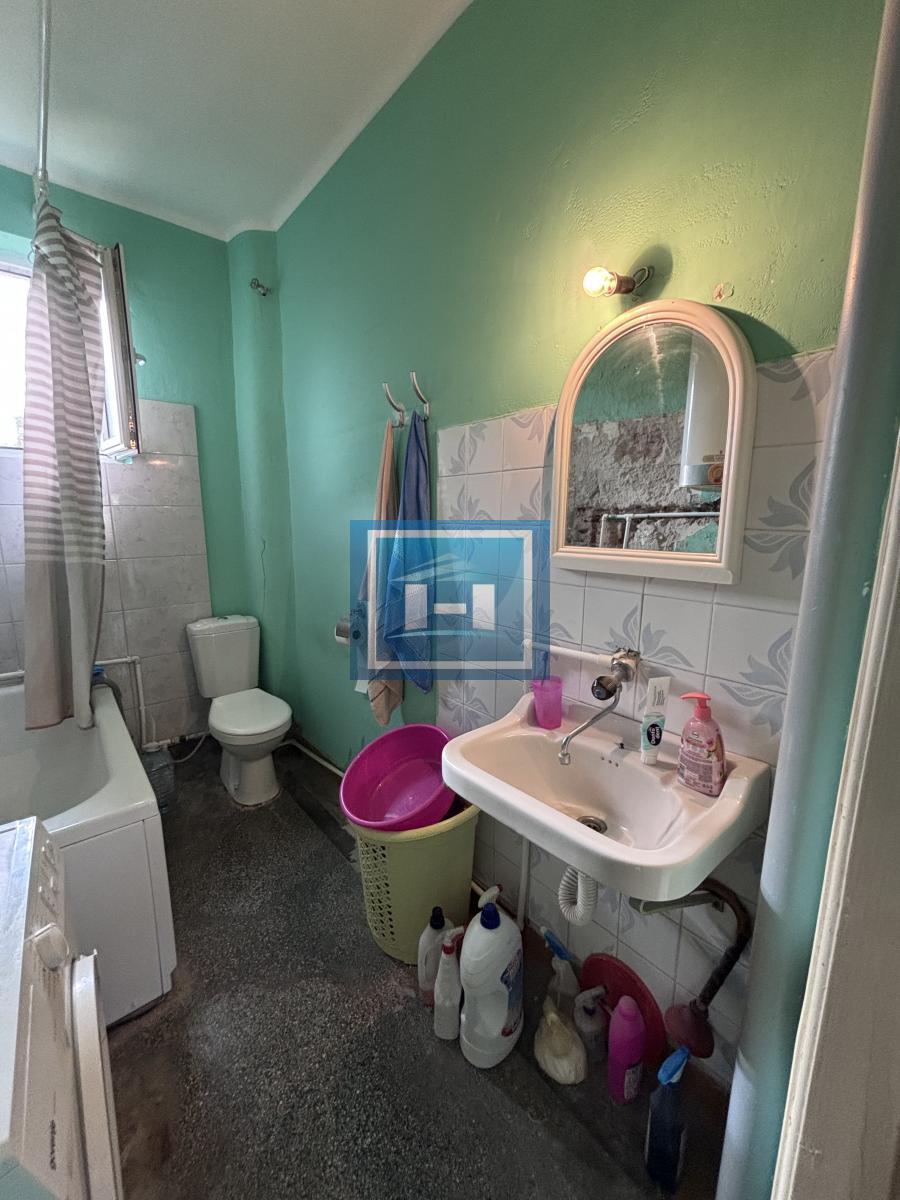 Dvosoban stan u centru Jagodine, 56 m², 2. sprat