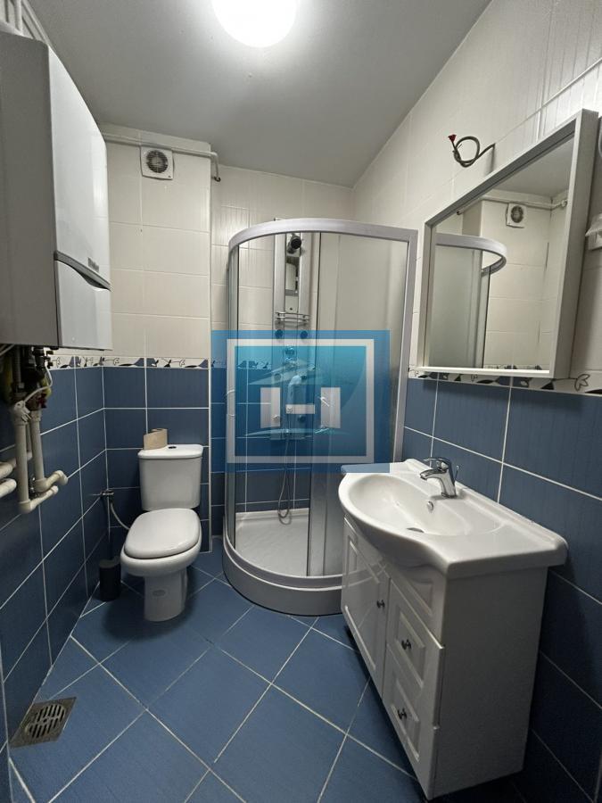 Luksuzan dvosoban stan u centru – idealan za život i poslovni prostor