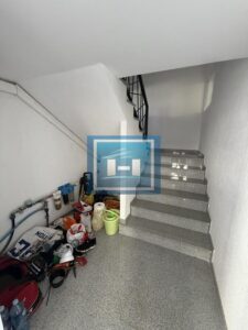 IZDAJE SE HALA SA KANCELARIJAMA STANOM I DIREKTORSKOM KANCELARIJOM U INDUSTRIJSKOJ ZONI
