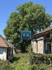 DVE KUĆE – JEDNA PARCELA, ODLIČNA PRILIKA!