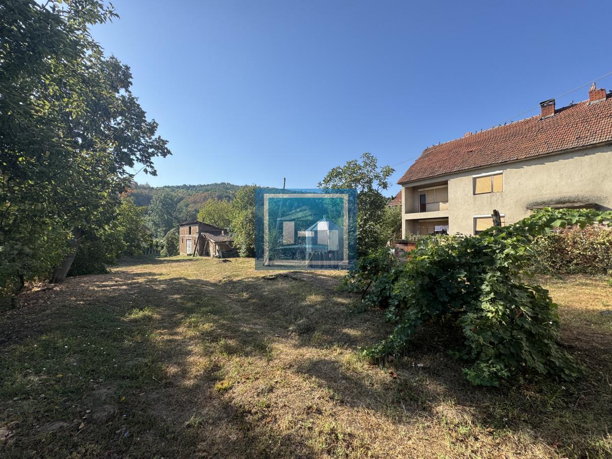 KUĆA + 29,13 ARI PLACA — SAMO 18.000 €!