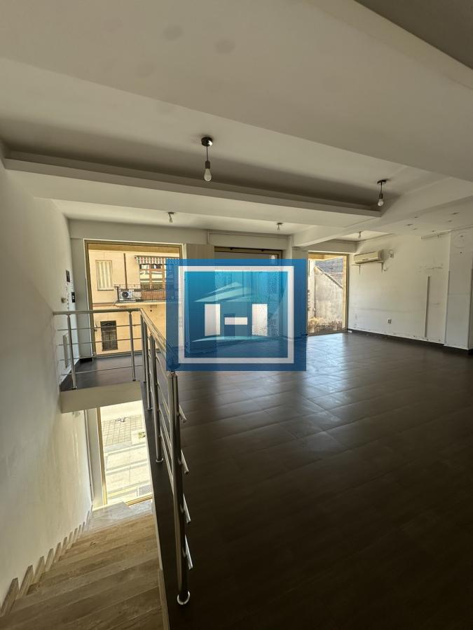 CENTAR. ATRAKTIVNA LOKACIJA. 85 m². SPREMAN ZA VAŠ BIZNIS.