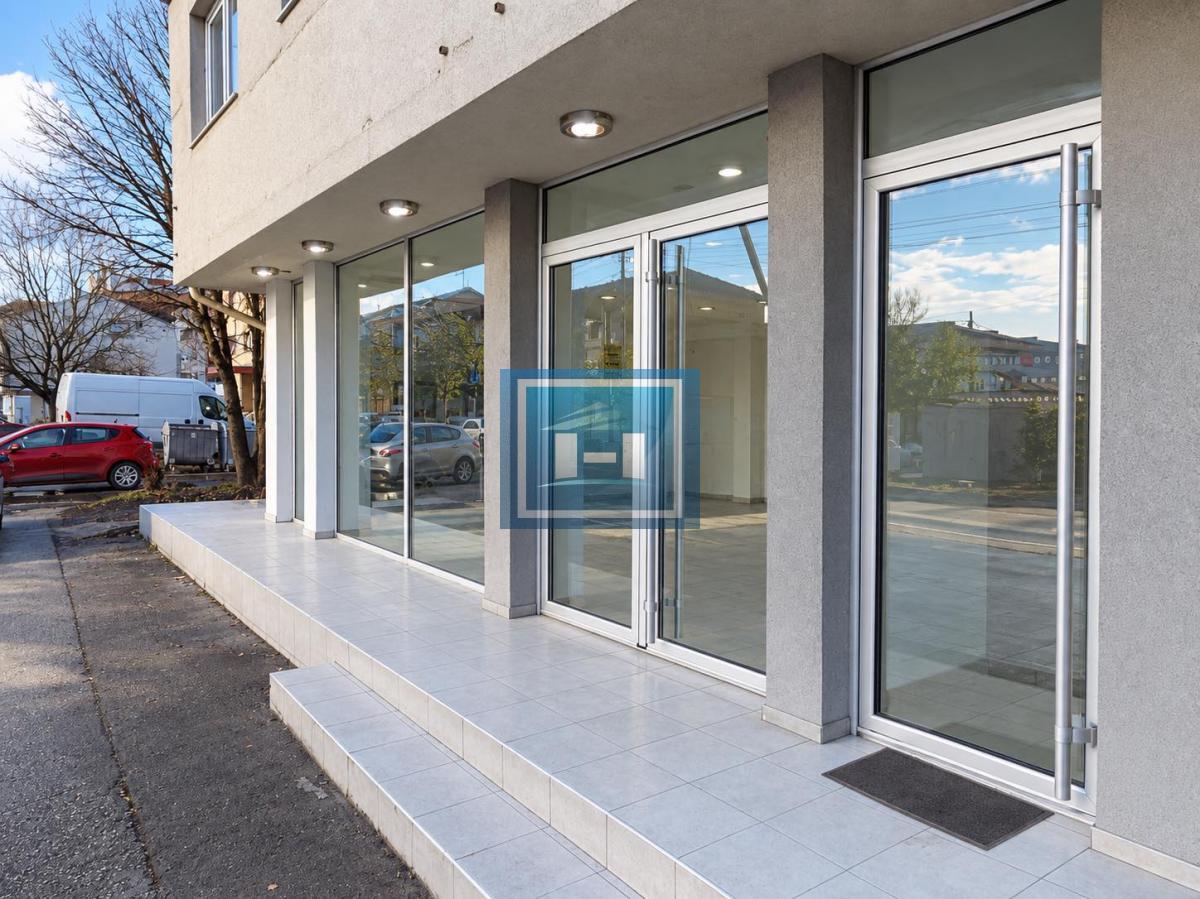 Atraktivan lokal u jednoj od najtraženijih ulica u Paraćinu – 60 m²