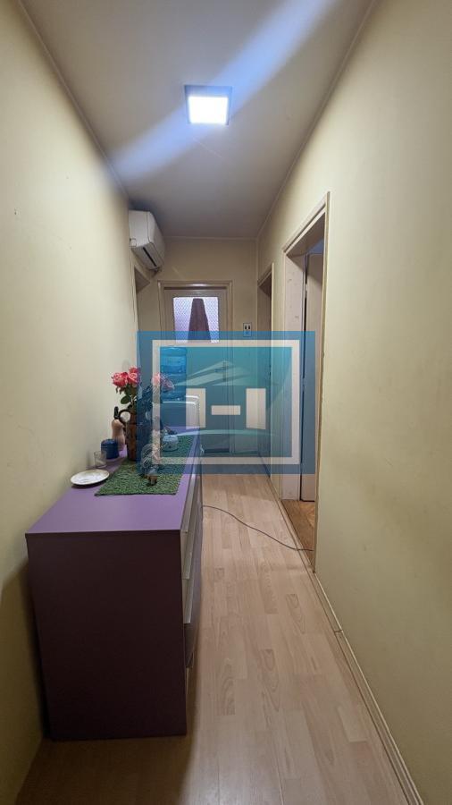Stan u Dragocvetu sa garažom i podrumom-48 m²,7km od Jagodine