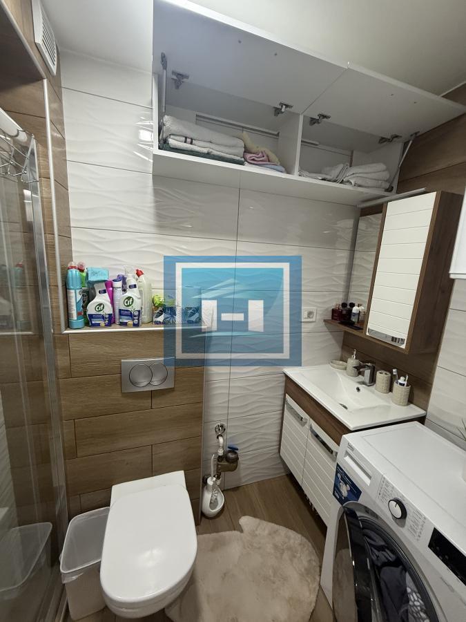 MODERAN DVOIPOSOBAN STAN OD 64 m² U ŠIREM CENTRU JAGODINE