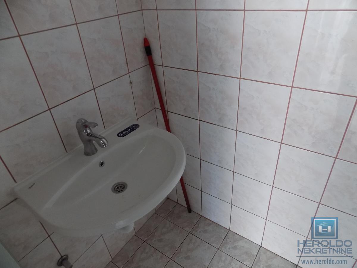 Izdajemo lokal u Jagodnjaku