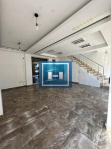 CENTAR. ATRAKTIVNA LOKACIJA. 85 m². SPREMAN ZA VAŠ BIZNIS.