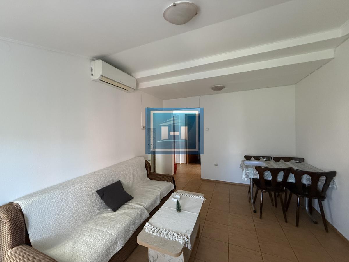 Dvosoban stan 53m² u centru grada