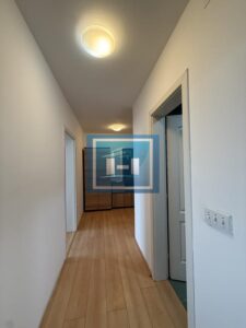 Dvosoban namešten stan 62 m² za samo 200 € odlična prilika za studente!